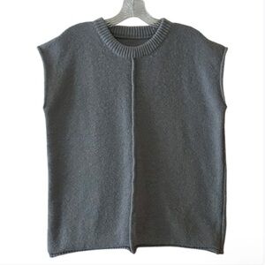 Sweater Vest Knit Boxy Fit L